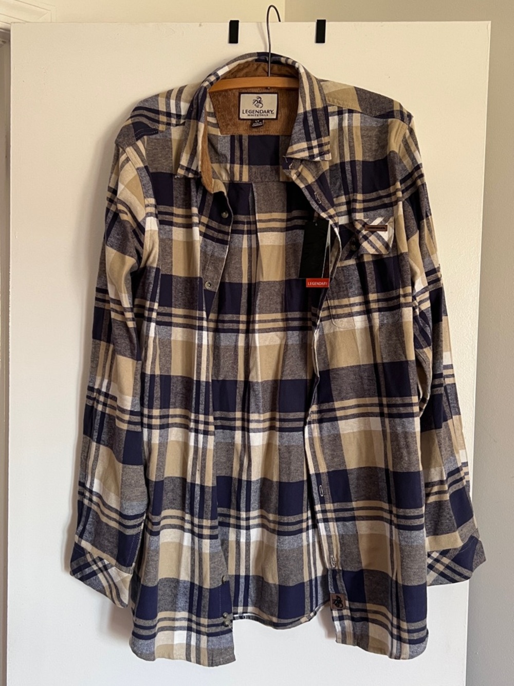 Legendary Whitetails Navy & Tan Plaid Flannel Shirt NWT